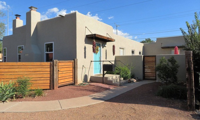 Summit Park Casa | Remodeled 3-bedroom home near the heart of Albuquerque