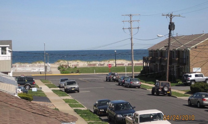Bradley Beach Casa | Casa de tres habitaciones Ocean Block con vista al mar