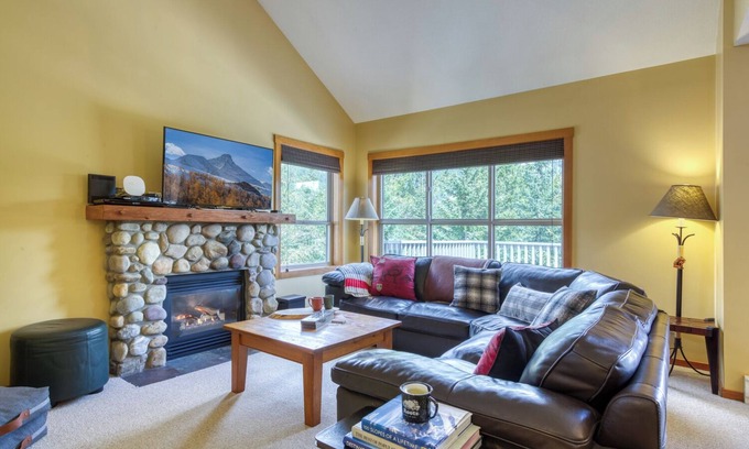 East Kootenay Casa | Three bedroom townhome ski-in/ski-out Upper Village