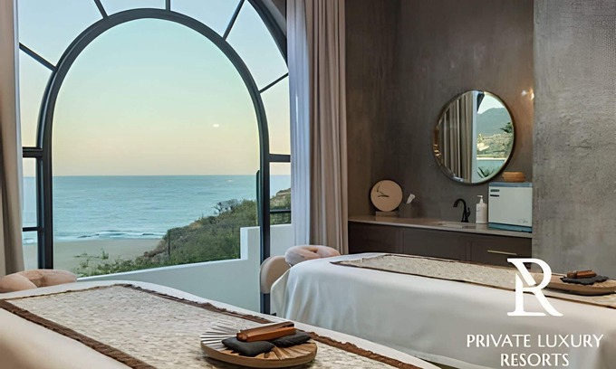 Los Cabos Complejo | Three Bedroom Villa- Hacienda Encantada Residences