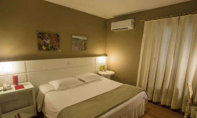 Jaguariaiva Hotel | Three Double Room w/ Access to Waterfall Routes, & Stunning Canyon Landscapes