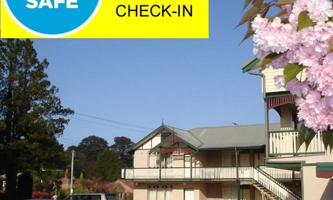 Katoomba Hotel | Three Explorers Motel