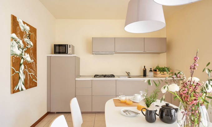 Roe Volciano Apartamento | Apartamento de tres habitaciones, 7 camas, jardín, garaje, Gardasee, wifi.