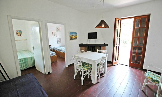 Lido di Capoliveri Apartamento | Apartamento de tres habitaciones para 5 personas Loc. Lido di Capoliveri