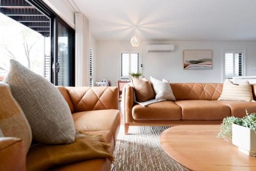Launceston CBD Casa | Three-Story Haven City Views & Near Gorge