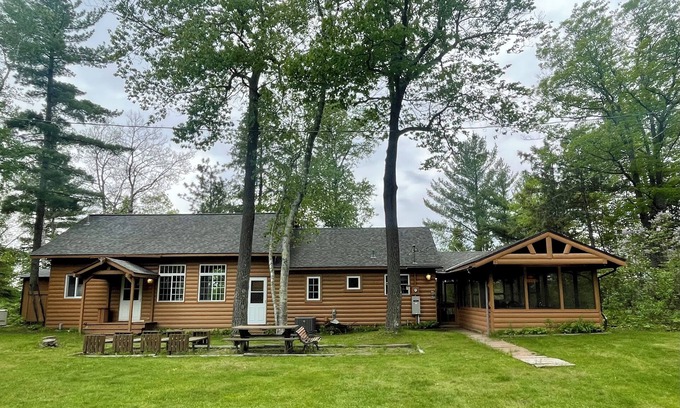 Remer Cabina | Thunder Lake Retreat