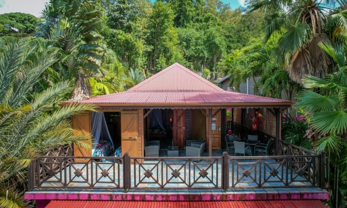 Pointe-Noire Alquiler De RV | TI JAKO Bungalow sea view 4 persons (2 bedrooms)