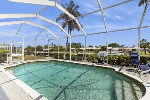 Yacht Club Casa | Tiffany Treasure