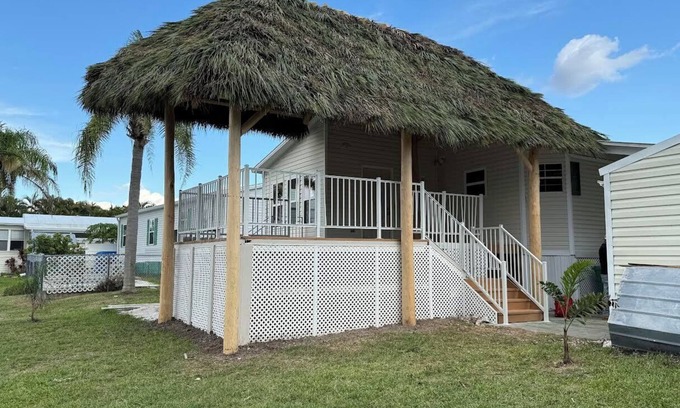 Charlotte Park Casa | Tiki Hut waterfront house with dock in charming Punta Gorda