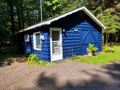 Woodruff Casa | Timberlane Walleye Cabin