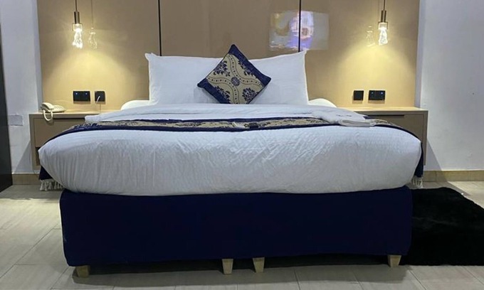 Lekki Phase 1 Hotel | Time Oak Luxury Hotel and Spa