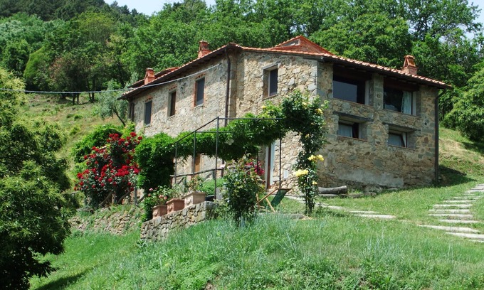 Pescia Casa | Tinaia of Podere Cima di Zano - apartamento para 6 personas