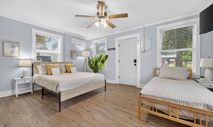 South Pensacola Cabaña | Tiny Haven Unwind in Pensacola