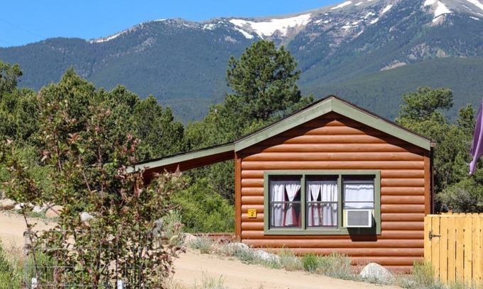 Buena Vista Cabina | Tiny Home 2 near HOT Springs! In Buena Vista, CO