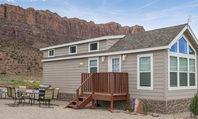 Moab South Valley Casa | Tiny Home #7 - Tiny Home #7 FunStays Tiny Home