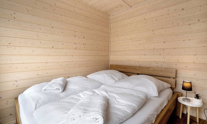 Lichterfeld-Schacksdorf Apartamento | Tiny House “André” con vistas al lago desde la terraza, sauna, acceso al lago