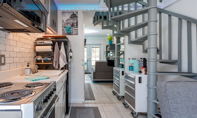 Waynesboro Casa | TINY HOUSE+fun+luxe+mod+EV charger+Fast Wifi+W/D+kitchen