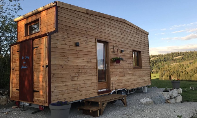 Etival Casa | Pequeña casa en medio del Parque Natural Haut Jura