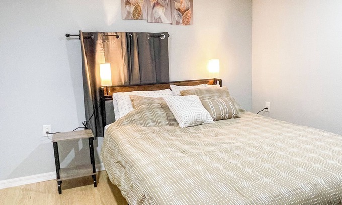 Pinellas Park Casa | Tiny house No. 3 Charming 1-bedroom, Kitchen in fabulous Pinellas Park with AC