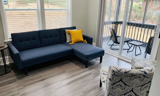 Sylvan Hills Cabaña | * CASA PEQUEÑA * SELECCIONAMIENTO * SELECCIONADO EN PORCHE * TV DE PANTALLA PLANA * W / D *