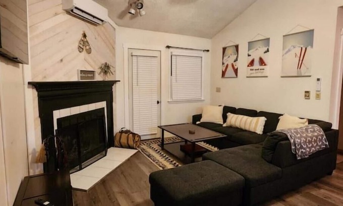 Union Dale Casa | Tioga Townhouse: Escape to Nature - Cozy 2BR Stay