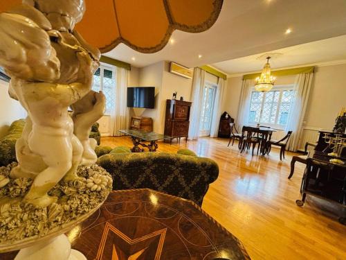 Parioli Apartamento | Tiziano House by Ghor