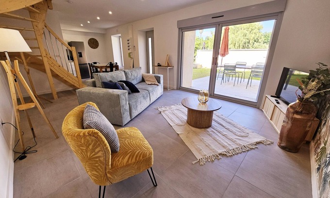 Chateauneuf-sur-Charente Casa | Casa-De gran tamaño-Baño privado con ducha