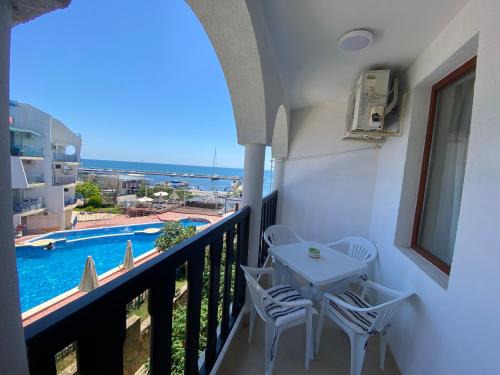 Sveti Vlas Apartamento | Top Complex Apartment on the Beach