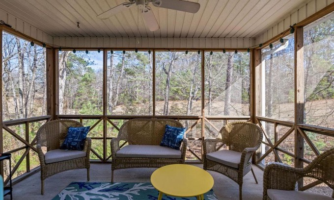 Dadeville Apartamento | Top Deck
