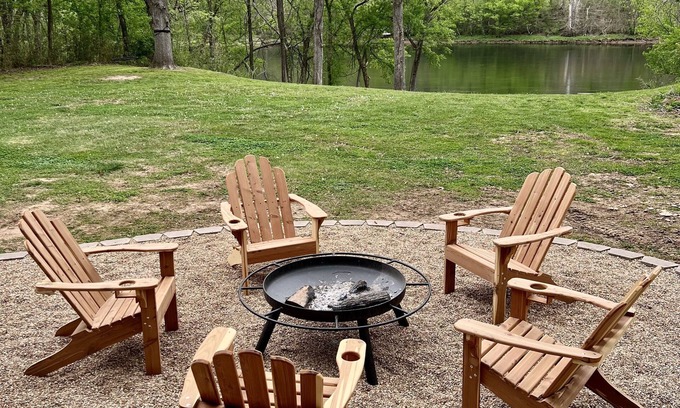 Flippin Casa | Top Location! 3D & Video Tour. Riverside 4/3 w/ the best water access & privacy!