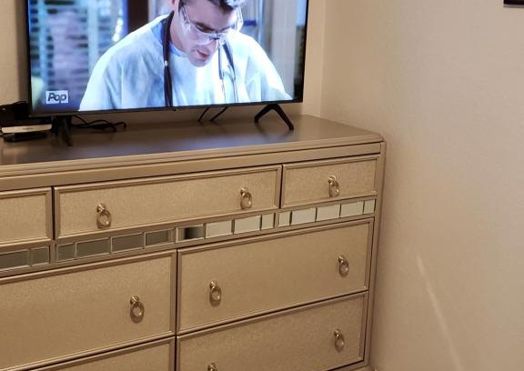 Aurora Casa | Top Notch Private Room With Gym and Work Station - Non Smoking