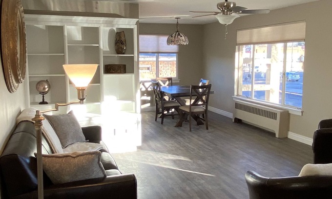 Gooding Apartamento | Toponis Place Full Kitchen 2 Bedroom 1 Bath Downtown Apartment