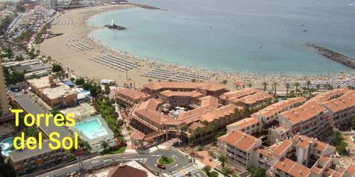 Arona Apartamento | TORRES DEL SOL to 50 METTERS PLAYA LAS VISTAS Best beach Tenerife