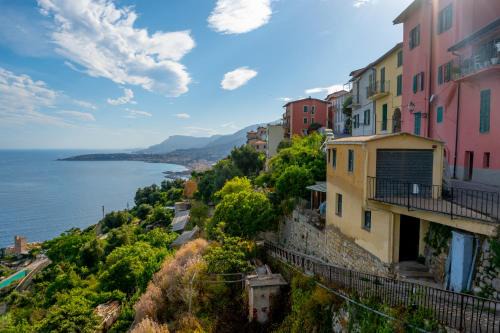 Ventimiglia Apartamento | Total sea View Grimaldi