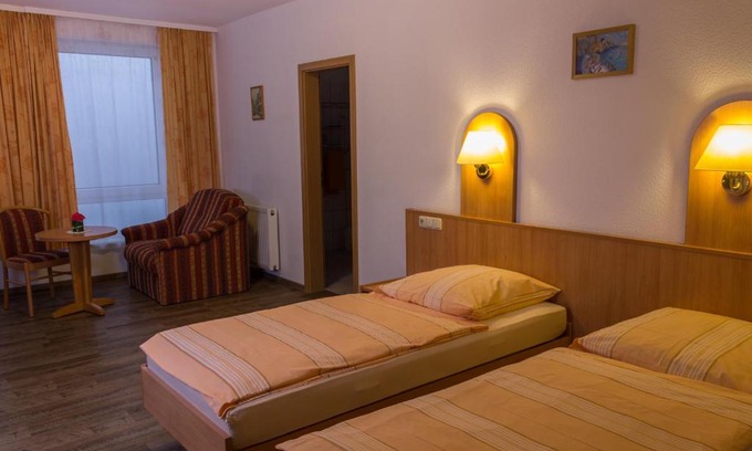 Hattingen Hotel | TOTO's Gasthaus
