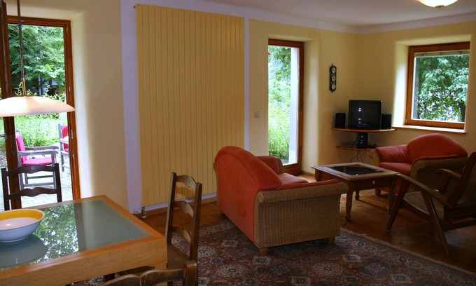 Lake Pressegger Apartamento | Tour of the Pfeiferhaus https:/cdn10.3dswissmedia.com/360/hauspfeifer/