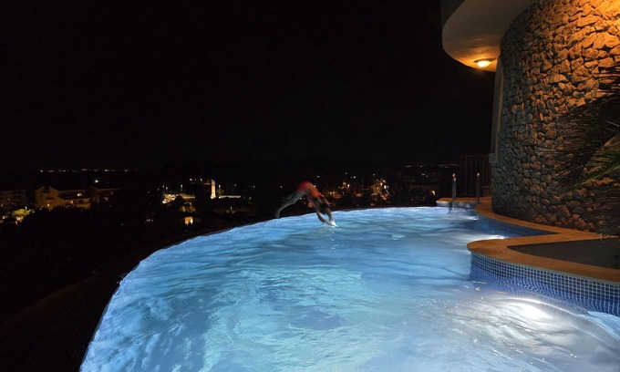 L'Escala Casa | Torre con piscina, barbacoa, wifi.