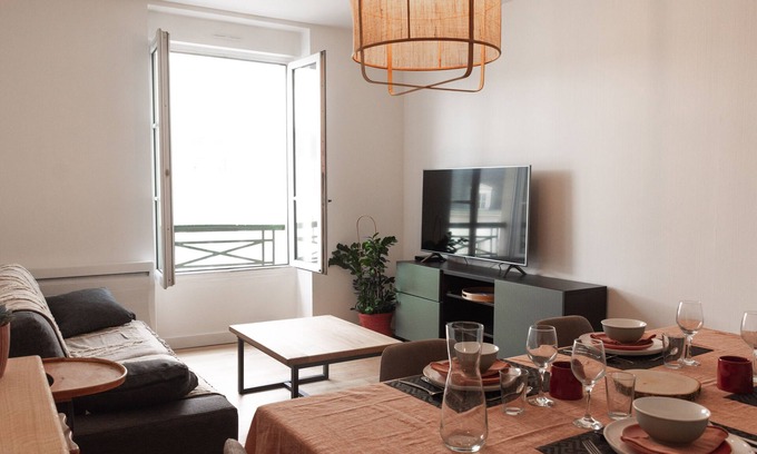 Downtown Angers Casa | Town center / fully equipped / bike room