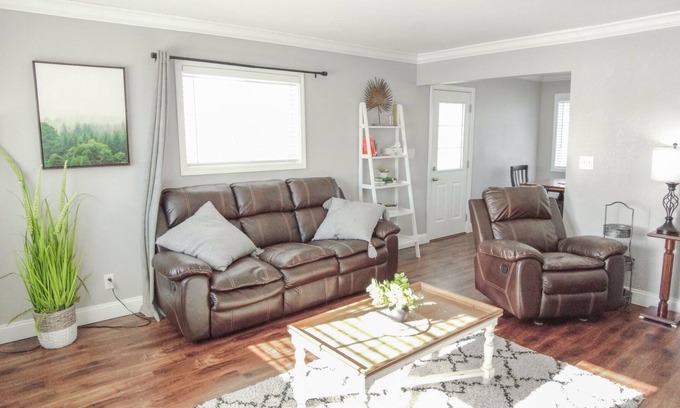 Branson Theater District Casa | Townhome-colonial A 2 Bedroom Townhouse