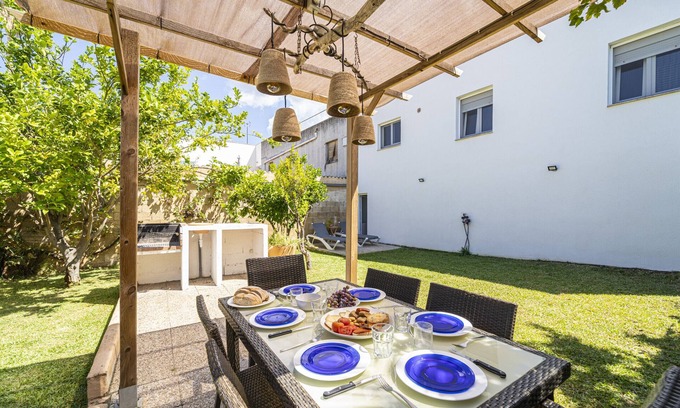 Colonia de Sant Pere Chalet De Esquí | Townhouse ca na Forteza By home villas 360