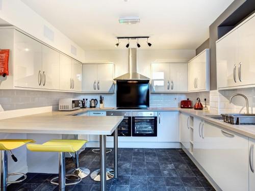 Crewe Casa | Townhouse PLUS @ 166 Edleston Road Crewe