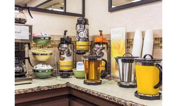 Winston - Salem Hotel | Quality Inn University