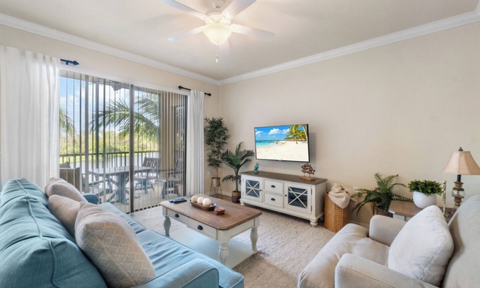 Naples Condominio | TPC Golf Condo in Treviso Bay | 2BR Retreat with Resort Amenities