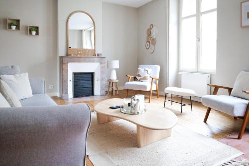 Downtown Angers Apartamento | Très grand appartement cœur de ville - 7 personnes