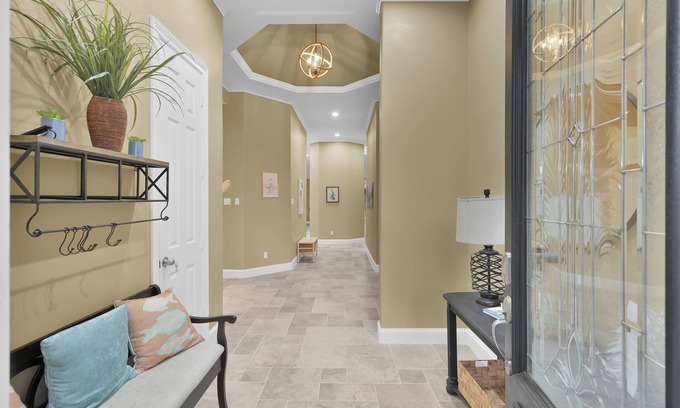 Walden on Lake Conroe Casa | Trader's Retreat Spacious Waterfront home with Boat slip.