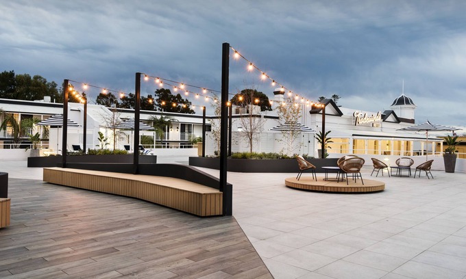 East Fremantle Hotel | Tradewinds Hotel Fremantle