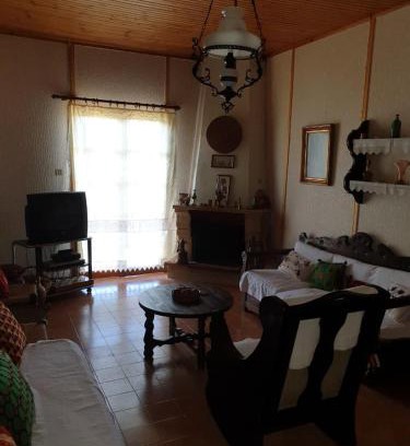 Anavriti Apartamento | Traditional House in village Anavryti