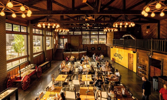 Williams Hotel | Trailborn Grand Canyon, Outdoor Collection by Marriott Bonvoy