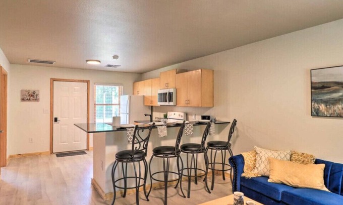 Cecil Casa | Trailsgate Lodge-B @ Lost Trails