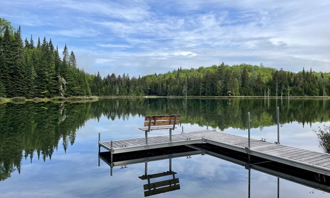 Pittsburg Casa | Trailside at Middle Pond